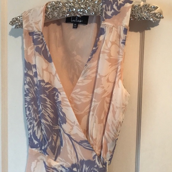 Lulus Hi-Lo floral wrap dress - Picture 2 of 3
